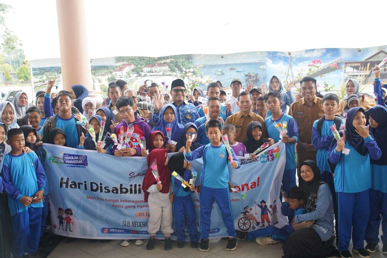 Penuh Suka Cita Bersama Siswa Siswi SLB, Pemkab PPU Peringati Hari Disabilitas Internasional Tahun 2024. 