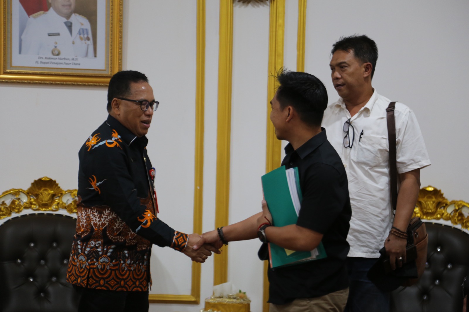 Terima Audiensi PT. WKP Pj Bupati Marbun Minta Agar Mengatur Jadwal Kunjungan Ke Lokasi Perusahaan. 