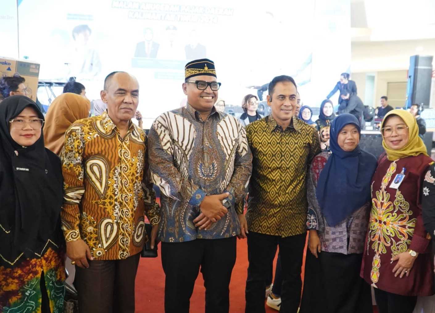 Pj Bupati PPU Zainal Arifin Hadiri Gebyar Taat Pajak Daerah Provinsi Kaltim Tahun 2024.
