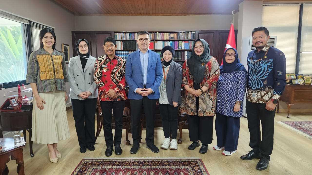 Wakil Bupati Penajam Paser Utara Tawarkan Potensi Investasi Strategis dalam Business Cooperation bersama Kedutaan Besar Turki dan Afrika Selatan