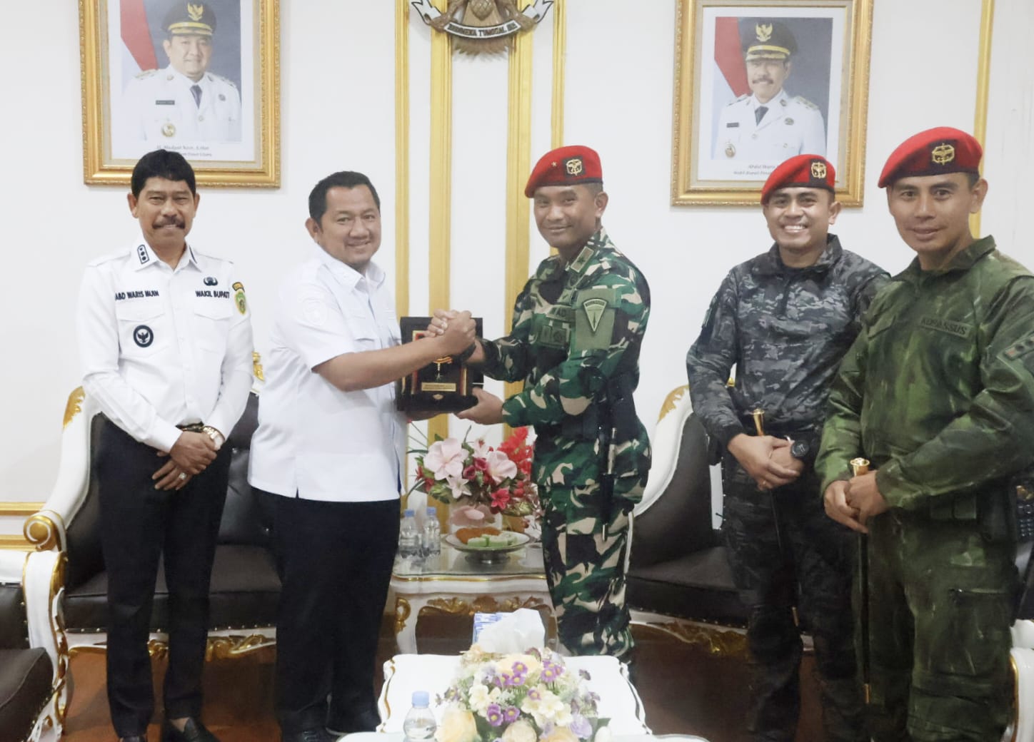 Bupati PPU Terima Audiensi Komandan Korps Kopassus di Kantor Bupati