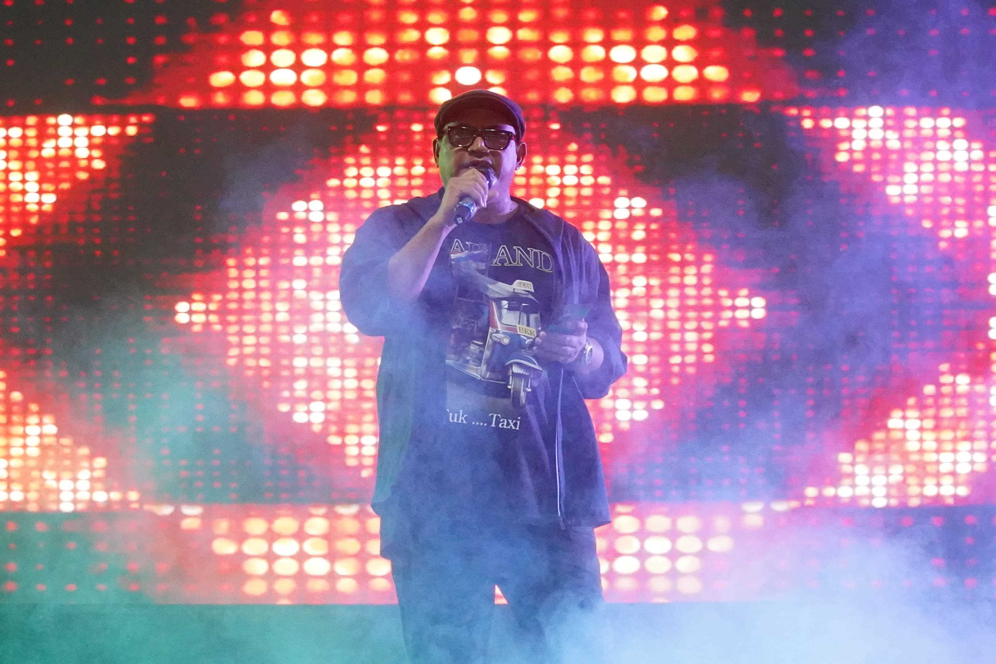 Hadiri Pentas Seni Dinas Perhubungan Mas Pj Bupati PPU Zainal Arifin Menghimbau Netralitas Menjelang Pilkada. 