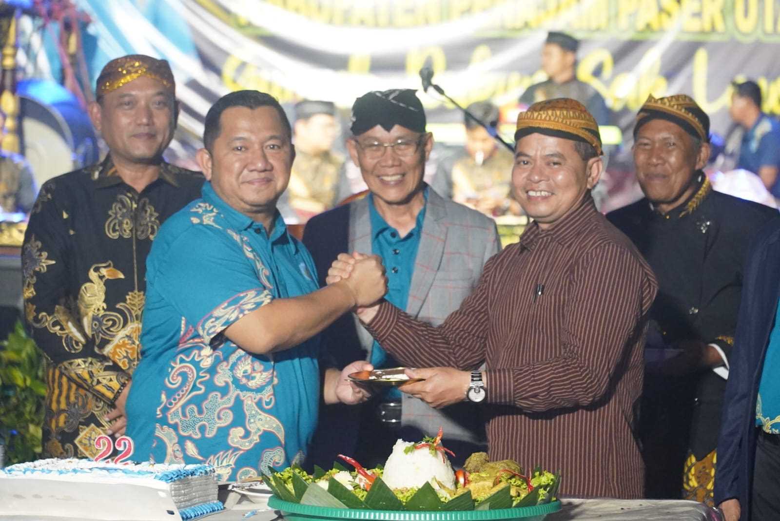 Ikapakarti Rayakan HUT ke-22, Bupati PPU dan Wagub Kaltim Tekankan Sinergi Budaya dan Pembangunan