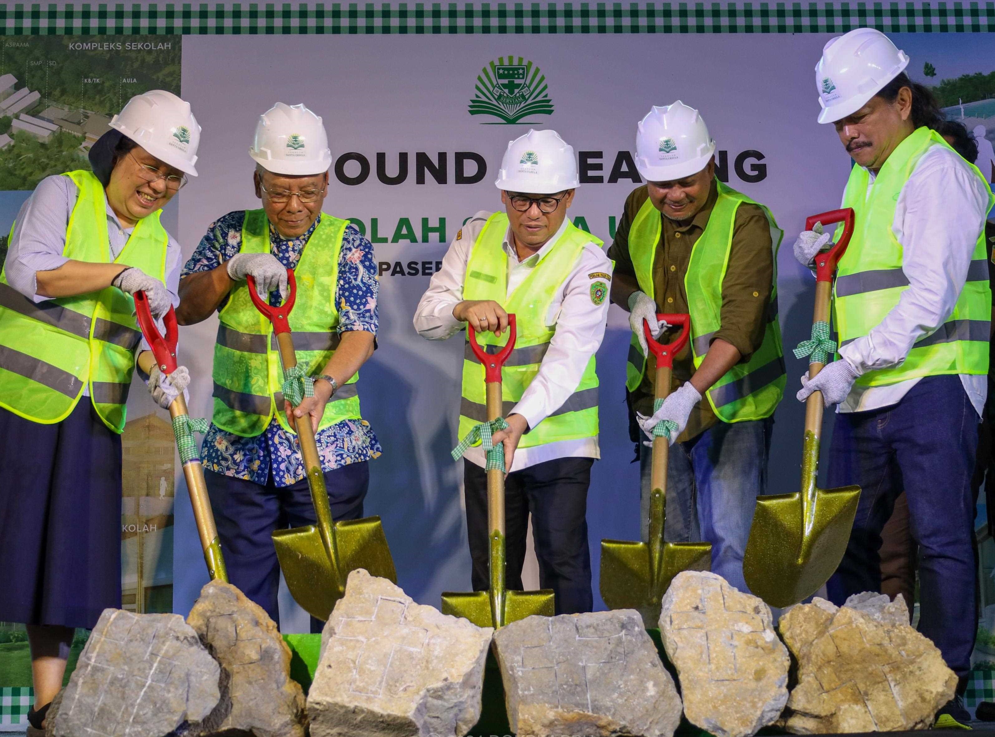 Groundbreaking Sekolah Santa Ursula di Penajam Paser Utara: Wujud Komitmen Pemda PPU Terhadap Pendidikan