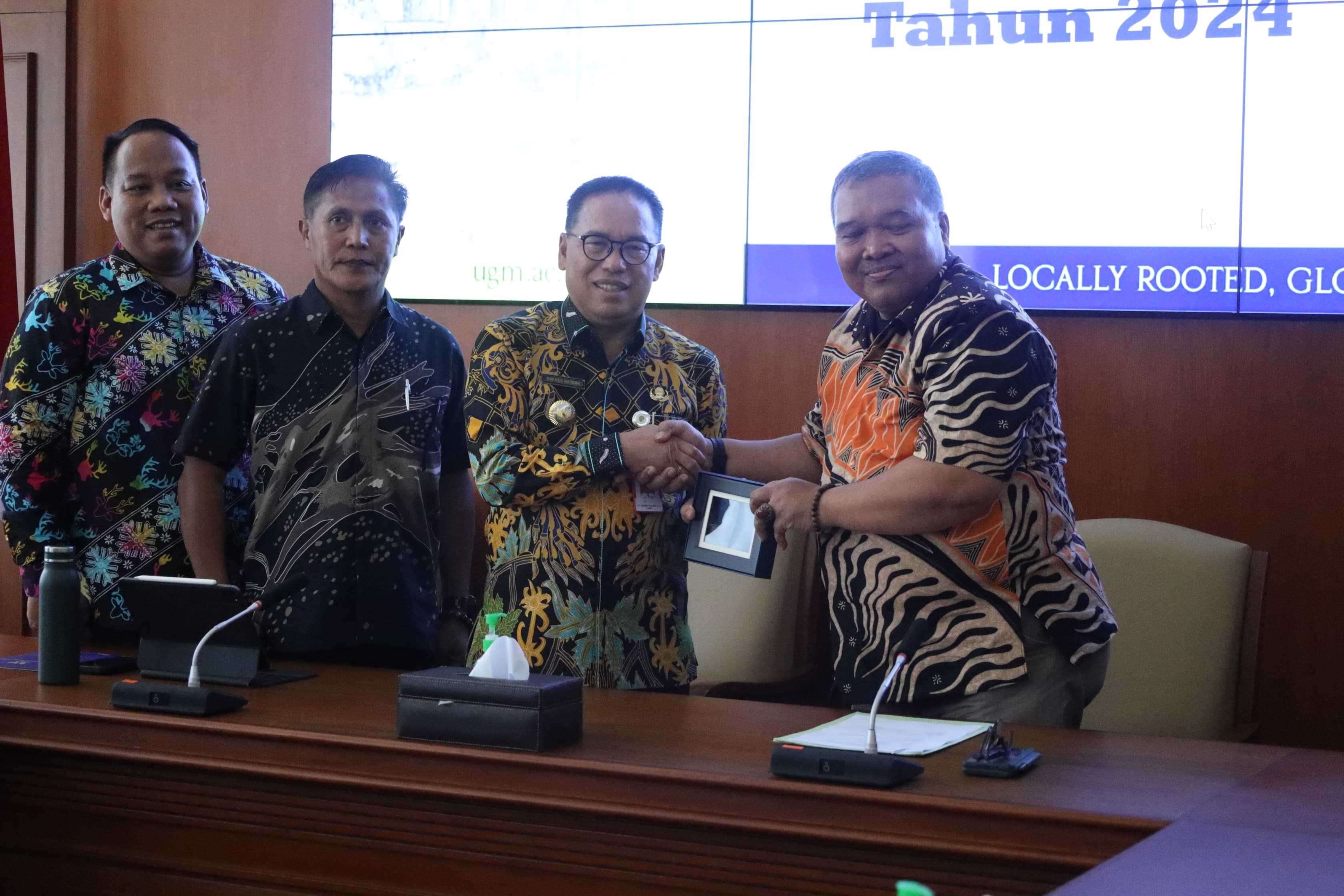 Makmur Marbun Hadir Dalam  Penandatanagan Perjanjian Kerja Sama Dengan UGM.