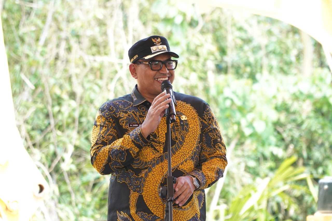Hadiri GroudBreaking Pusat Plasma Nutfah Nasional Mentawir, Pj. Bupati Zainal Arifin : " Kabupaten PPU Siap Menjadi Pusat Pelestarian Ekosistem Alam"