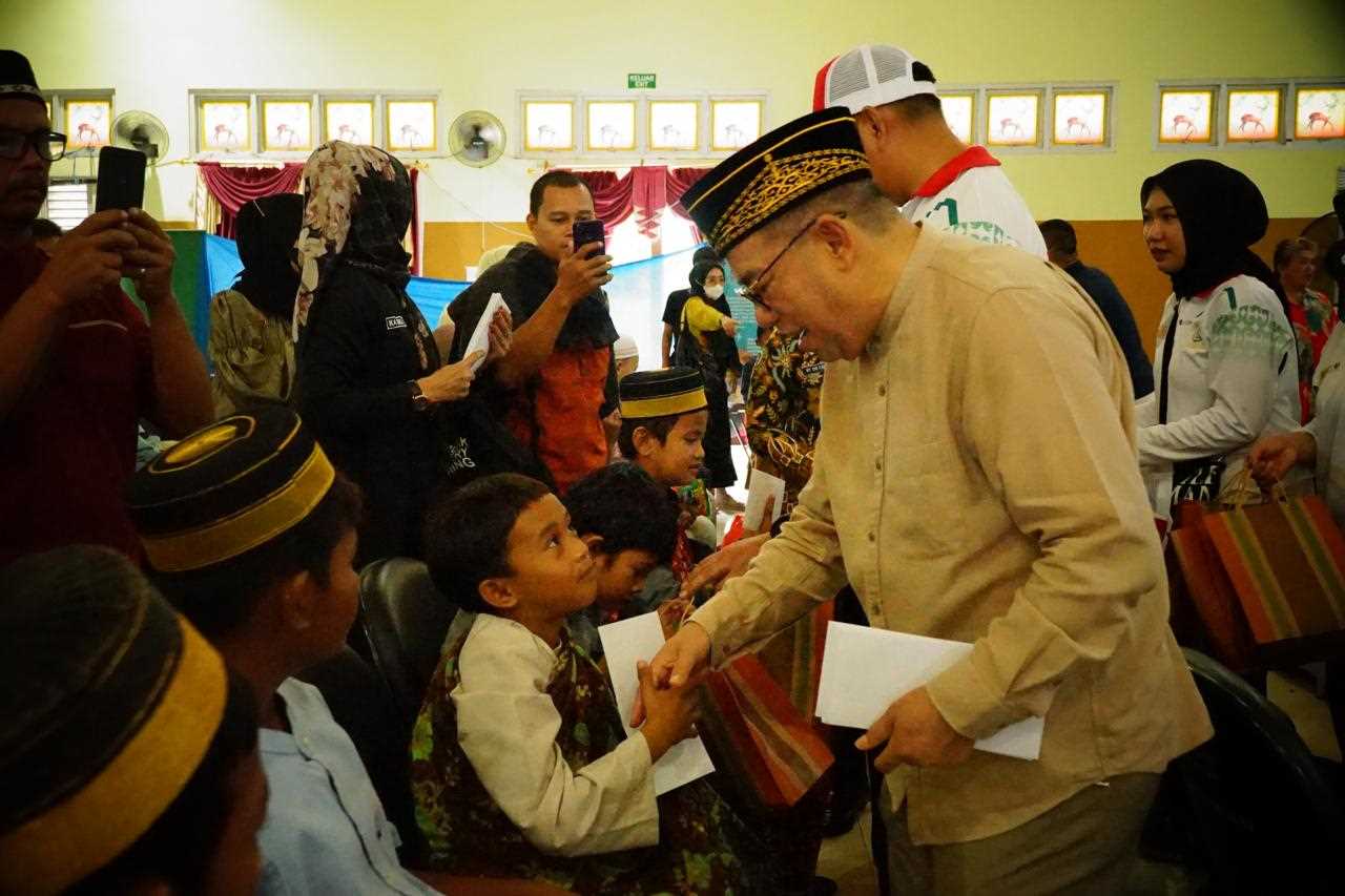 Makmur Marbun Hadiri Kegiatan Donor Darah dan Khitanan Masal Dalam Rangka Hari Bhakti Adhyaksa ke-64 
