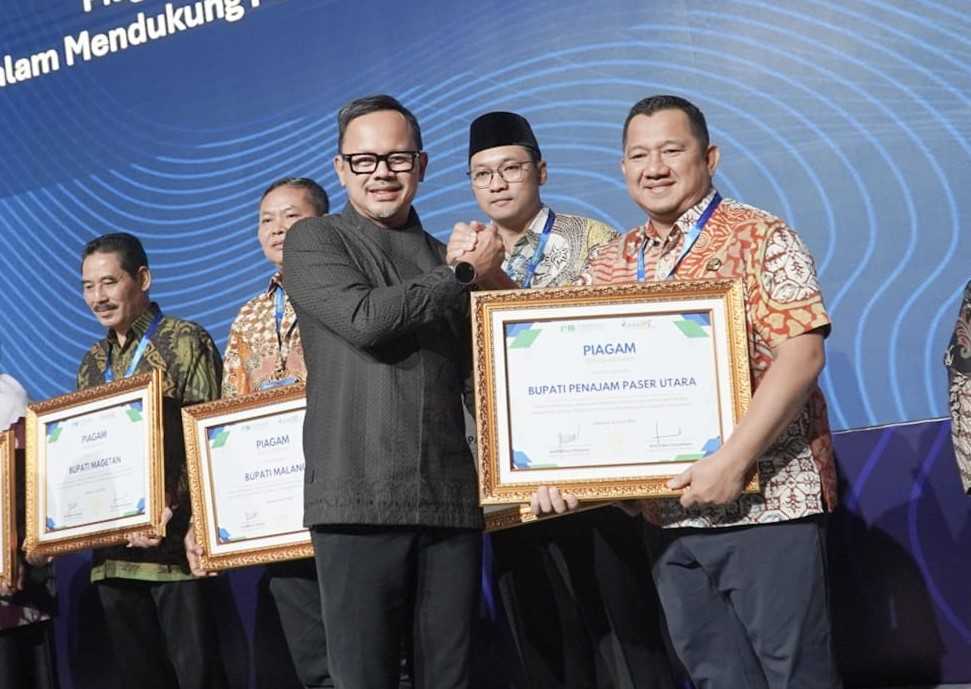 Bupati Mudyat Noor Terima Penghargaan Nasional, Targetkan 60 Persen Masyarakat PPU Nikmati Air Bersih