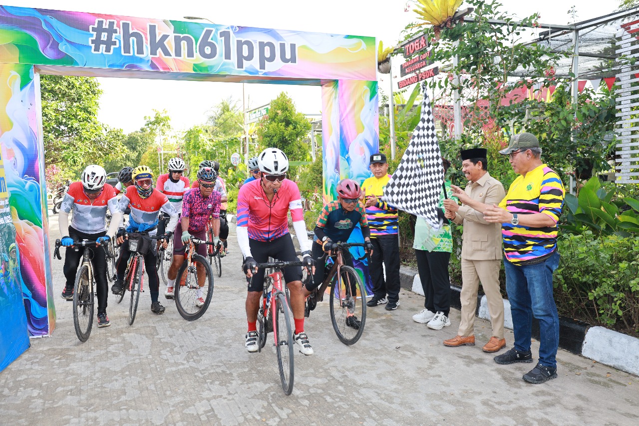 Wabup PPU Abdul Waris Muin Lepas Rombongan Gowes KOSEINDO dalam Kegiatan Tour de’ Jakarta–IKN