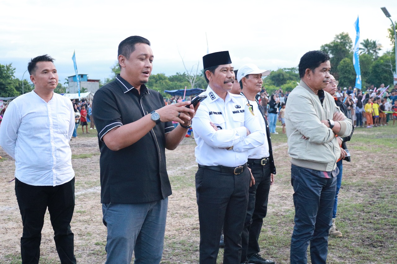 Wabup Abdul Waris Tutup Turnamen Kayu Api Cup 2025: Ajang Pererat Silaturahmi dan Sportivitas Masyarakat