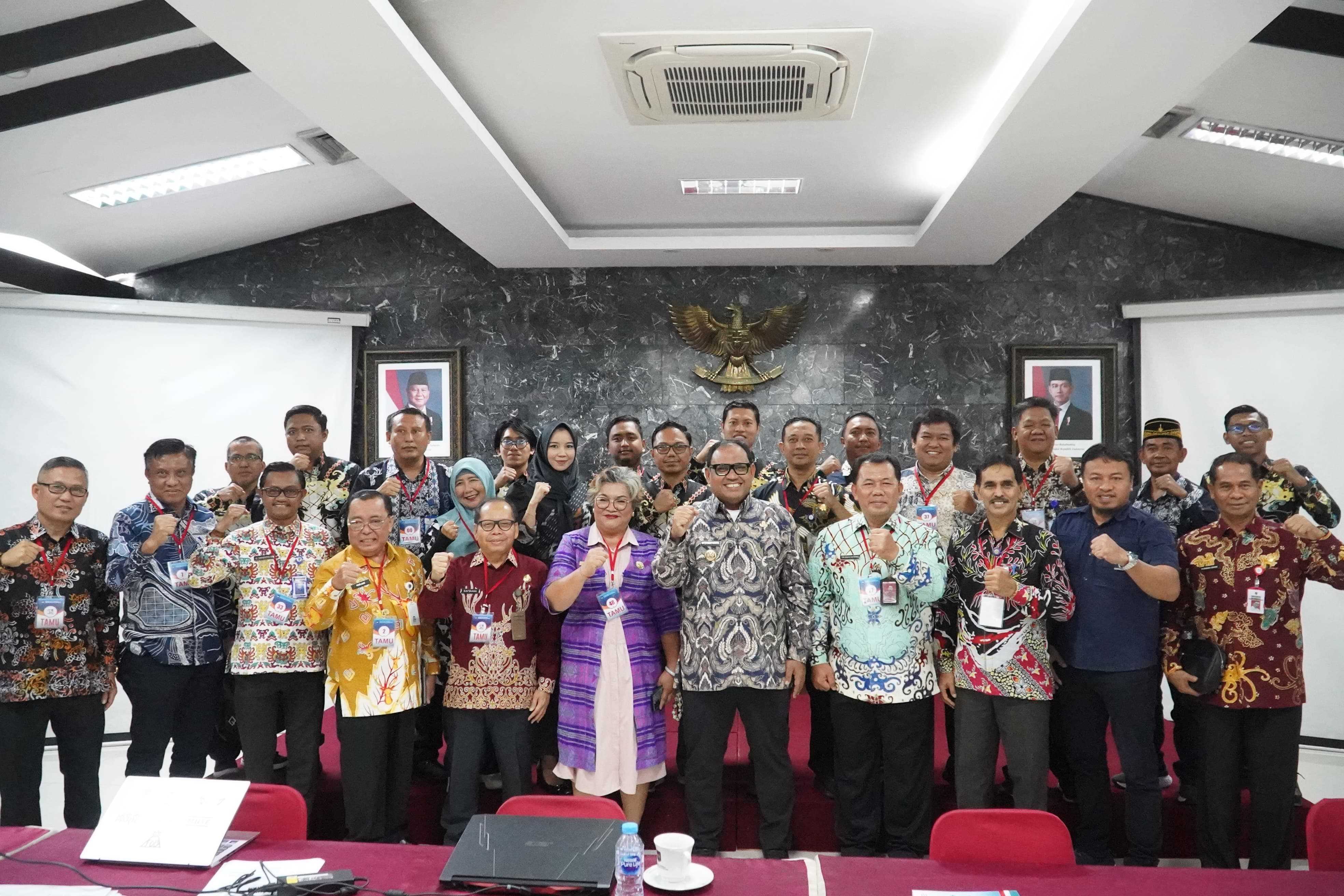 Laporan Evaluasi Capaian Kinerja Penjabat Bupati Penajam Paser Utara Triwulan I September - Desember 2024, Bertempat di Ruang Rapat Utama Lantai 8, Gedung Inspektorat Jenderal Kementerian Dalam Negeri. (Kamis, 19/12/2024)