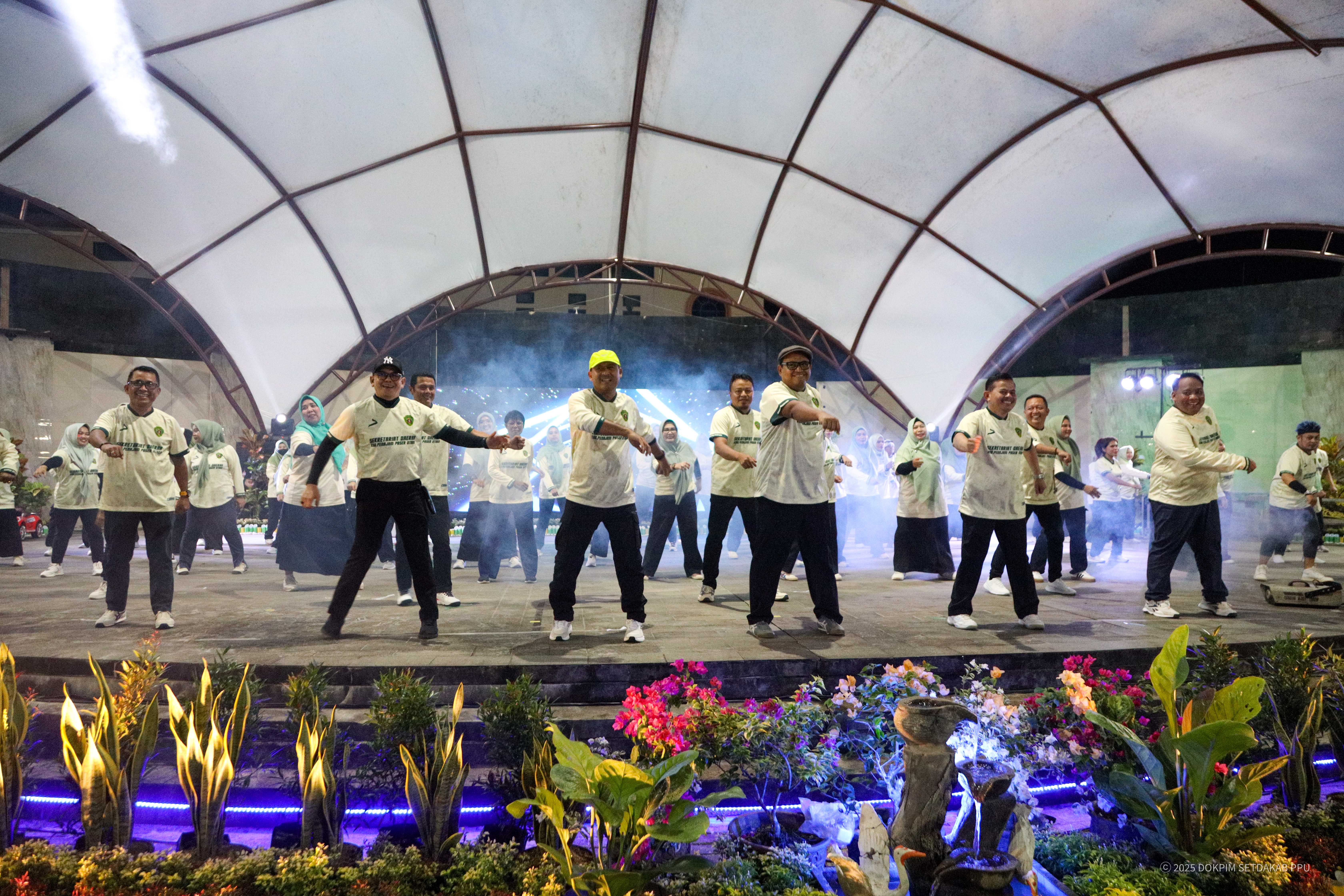 Pekan Ke-59, Pj Bupati PPU Sebut Malam Pentas Seni dan UMKM Kian Berkembang