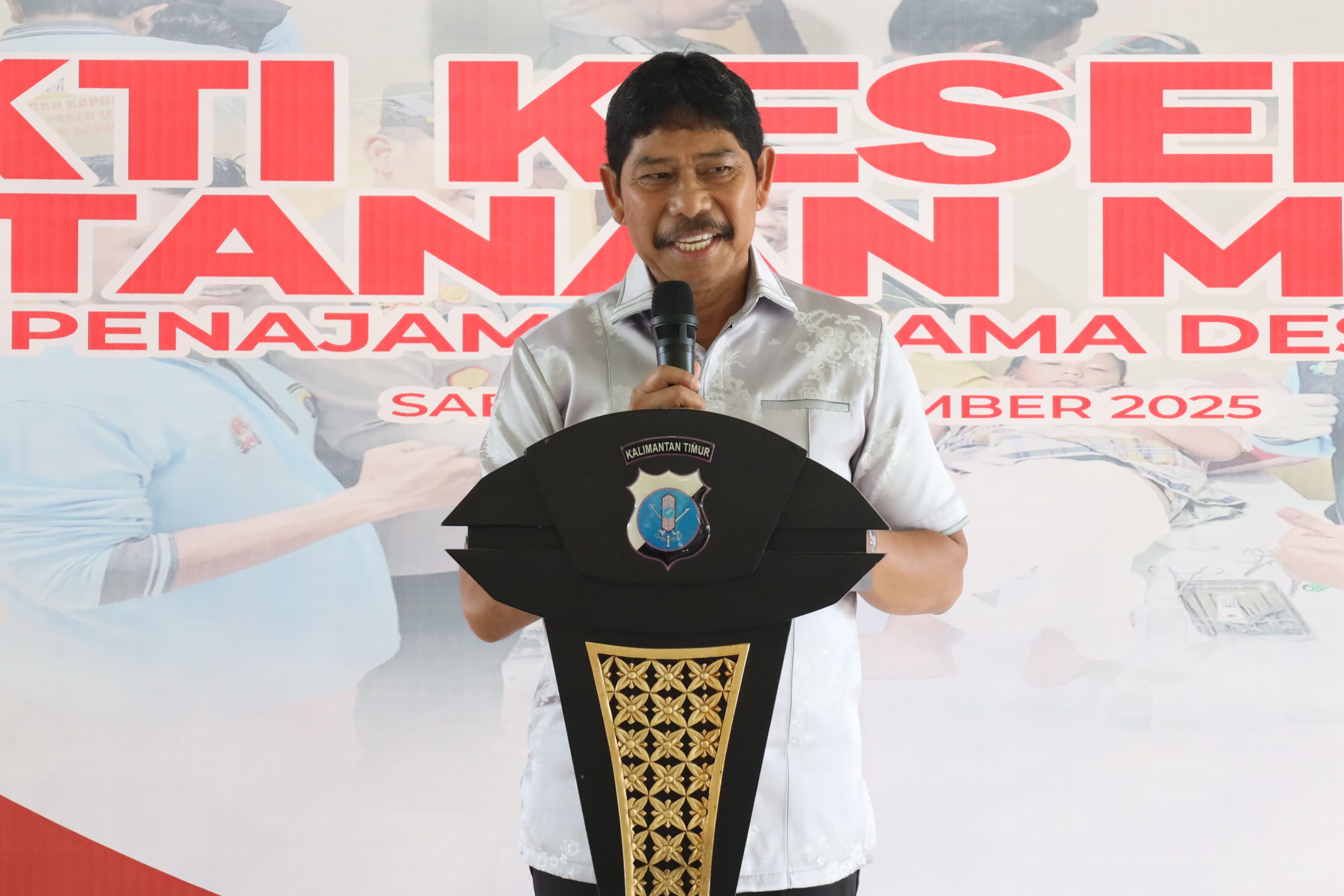 Wabup PPU Hadiri Bakti Kesehatan Khitanan Massal di Desa Girimukti