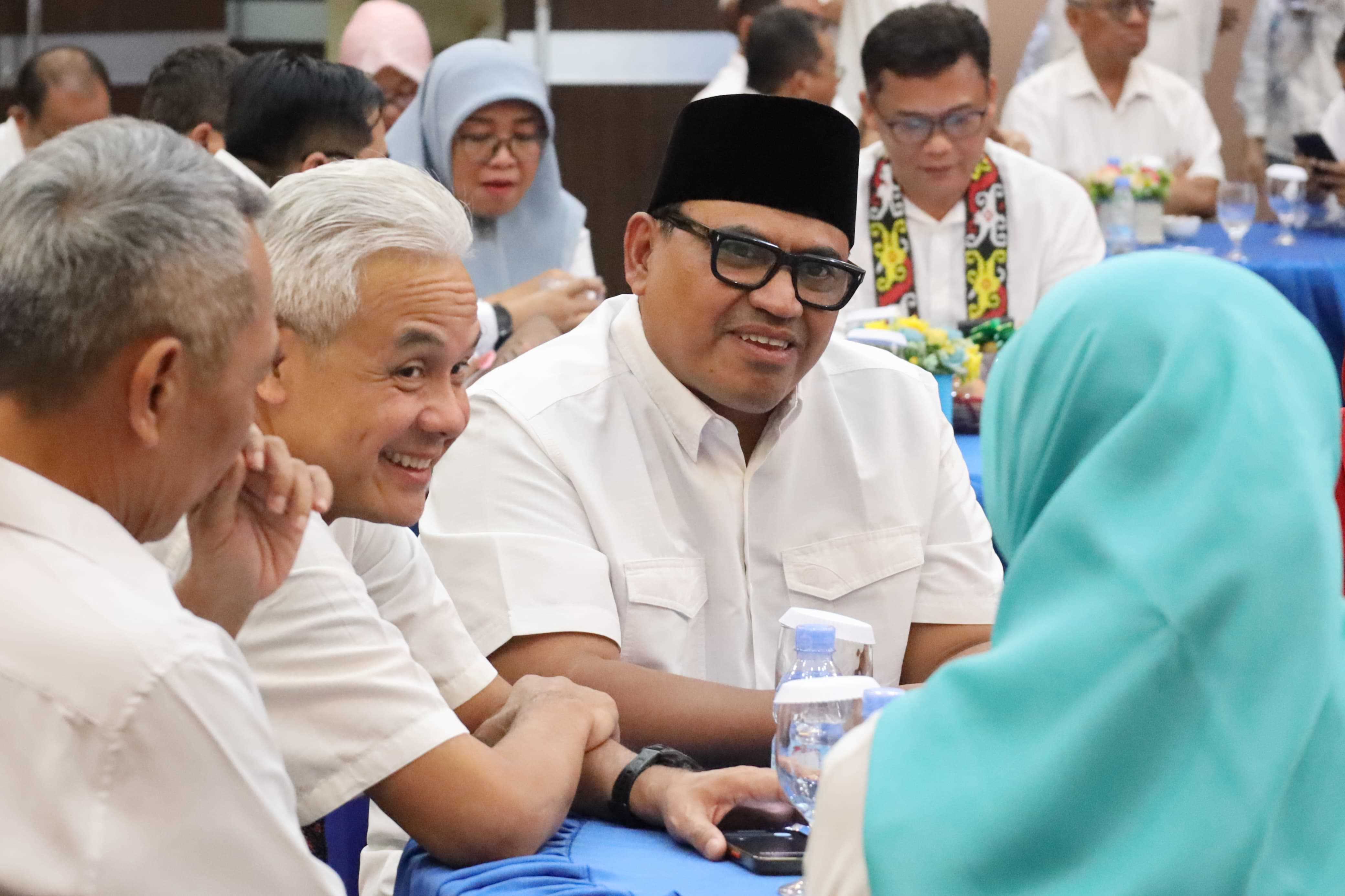 Pj. Bupati PPU, Zainal Arifin, hadiri Pelantikan Pengurus Daerah Keluarga Alumni Universitas Gajah Mada (KAGAMA) Kalimantan Timur (Kaltim), Pengurus Cabang KAGAMA dan Pengurus Komunitas KAGAMA Uniba Provinsi Kaltim.