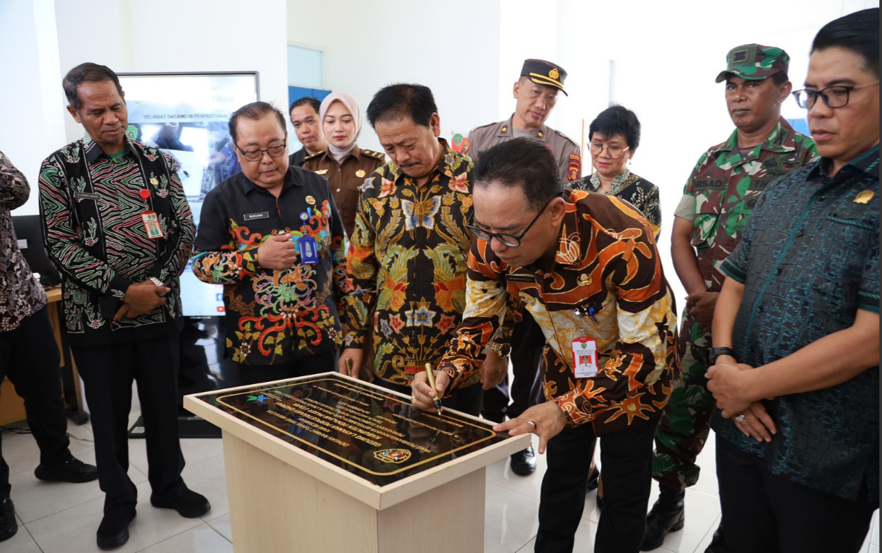 Diresmikan, Makmur Marbun : Perpustakaan Bukan Hanya Menjadi Tempat Penyimpanan Buku