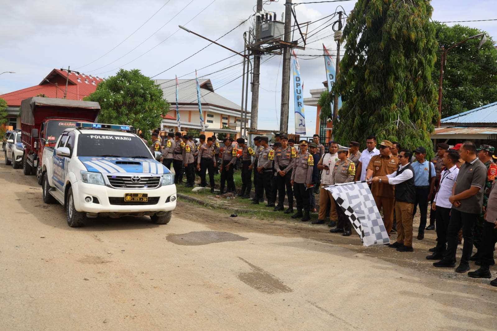 Pj Bupati PPU Lepas Armada Pengangkut Logistik  Pilkada 2024 