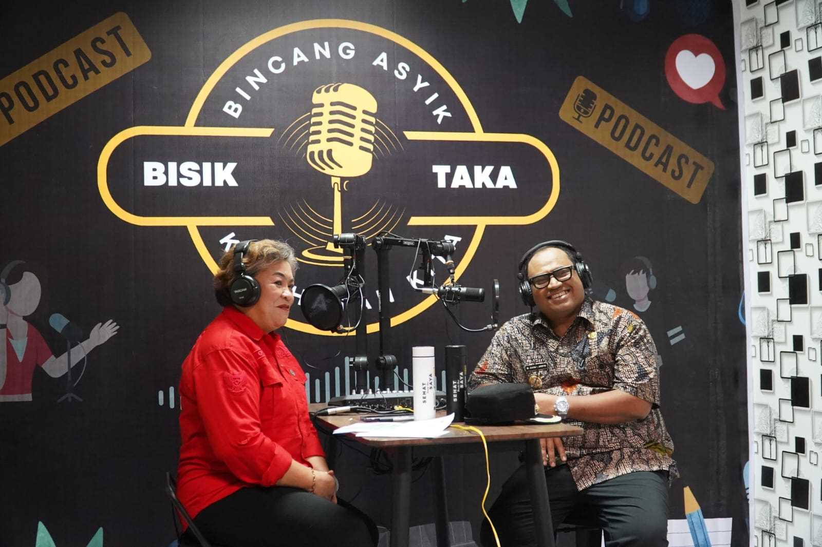 Isi Podcast, Pj Bupati PPU Zainal Arifin Paparkan Keberhasilan Sektor Pembangunan di Benuo Taka  