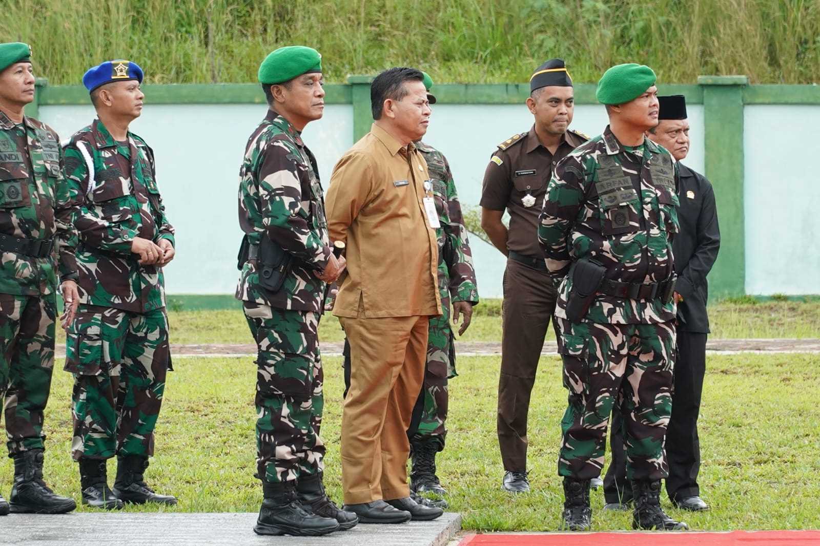 Sekda Tohar Hadiri Upacara Pelepasan Peleton Beranting Yudha Wastu Pramuka Jaya Tahun 2024.