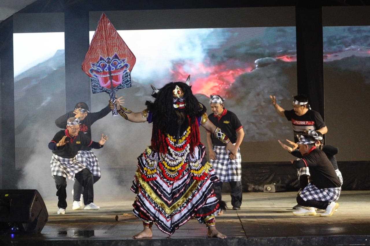 Pentas Seni dan UMKM Kesatria Nusantara Meriah, Sekda PPU Apresiasi Bapelitbang